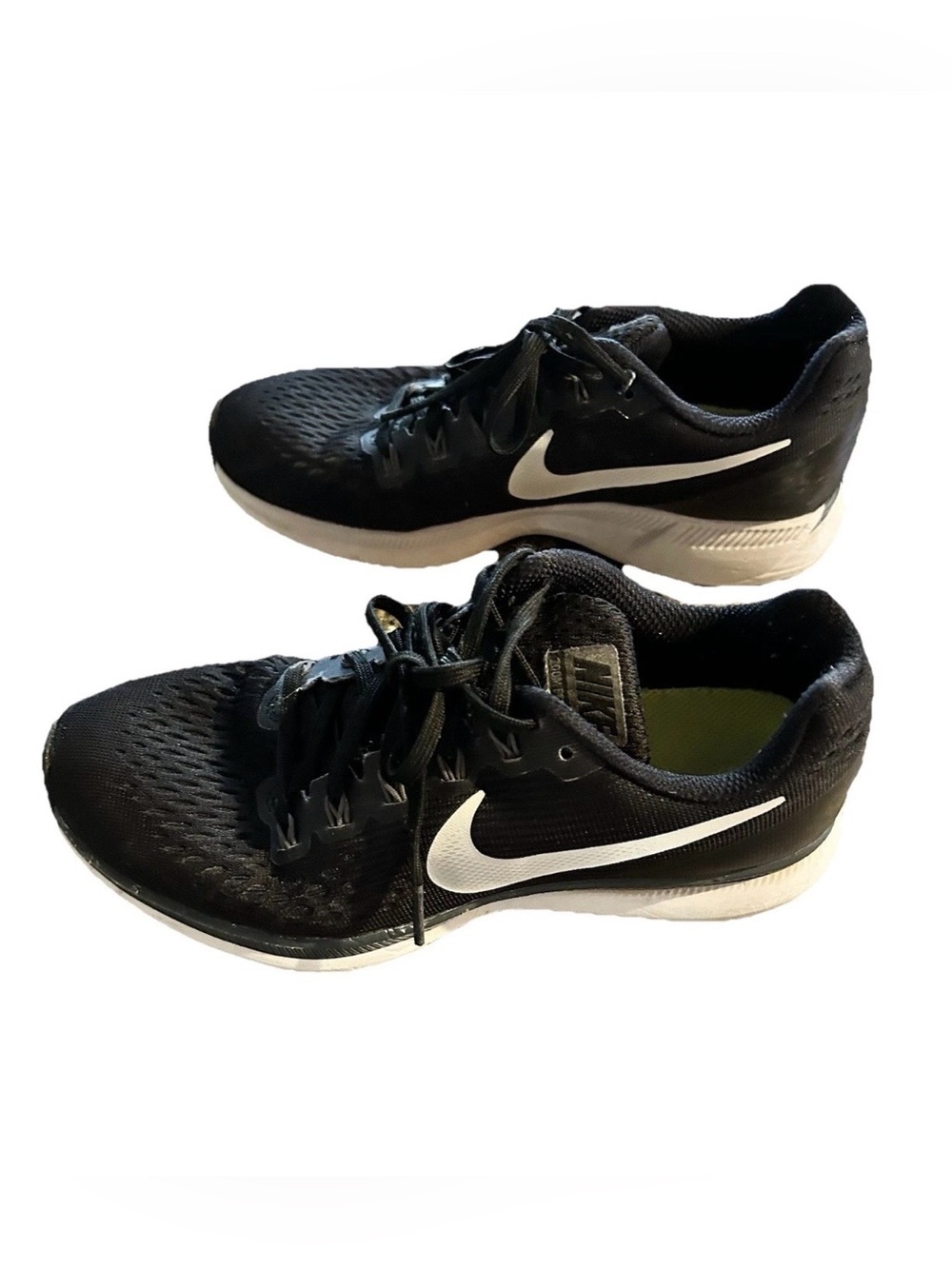 Nike Air Zoom Pegasus 34 Women's Running Shoes, Black And White, Size 7, EUC